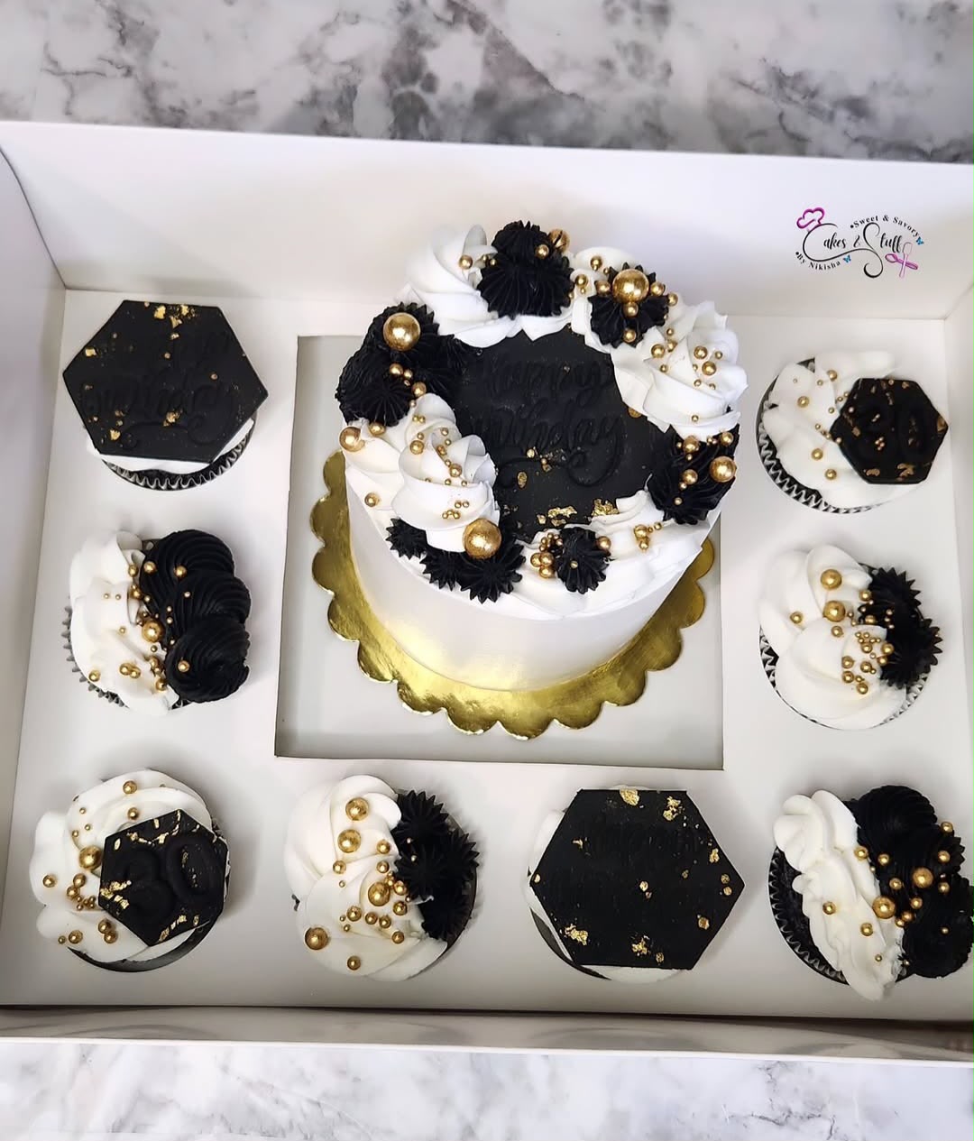 Black, White and Gold Bento Box with 8 cupcakes