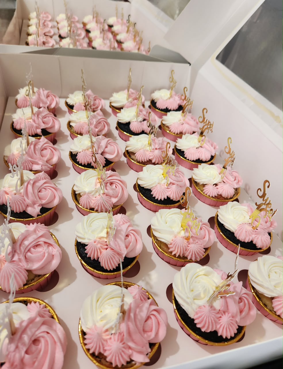 Sweet 16 Cupcakes