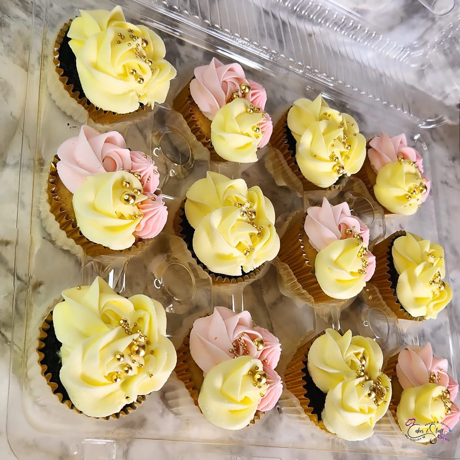 Vanilla and Chocolate Cupcakes with Textured Design