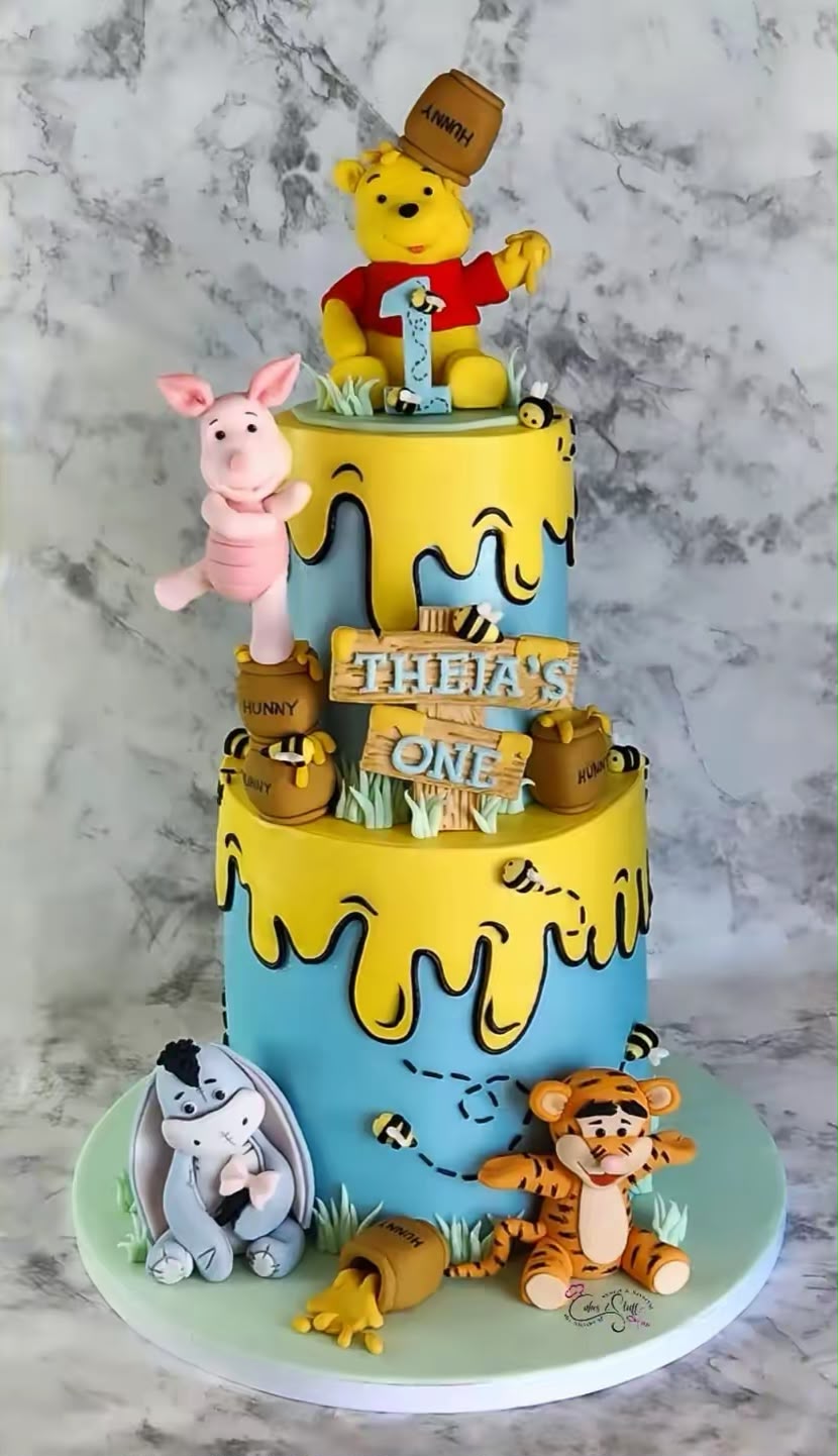 Winnie the Pooh Cake